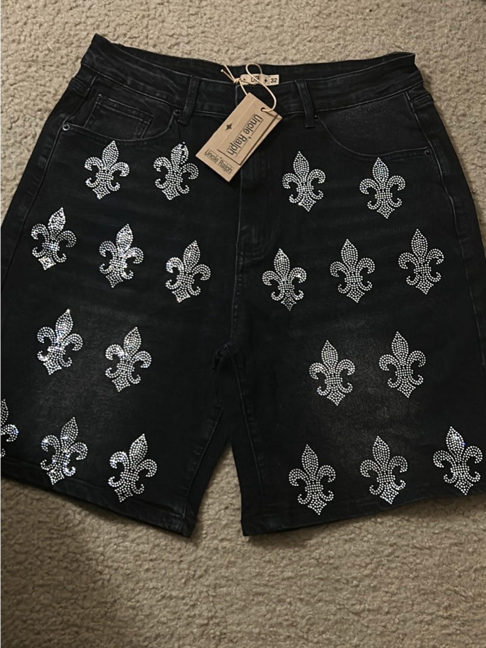 Men's Black Fleur-de-Lis Embellished Jean Shorts - Unlabeled Brand